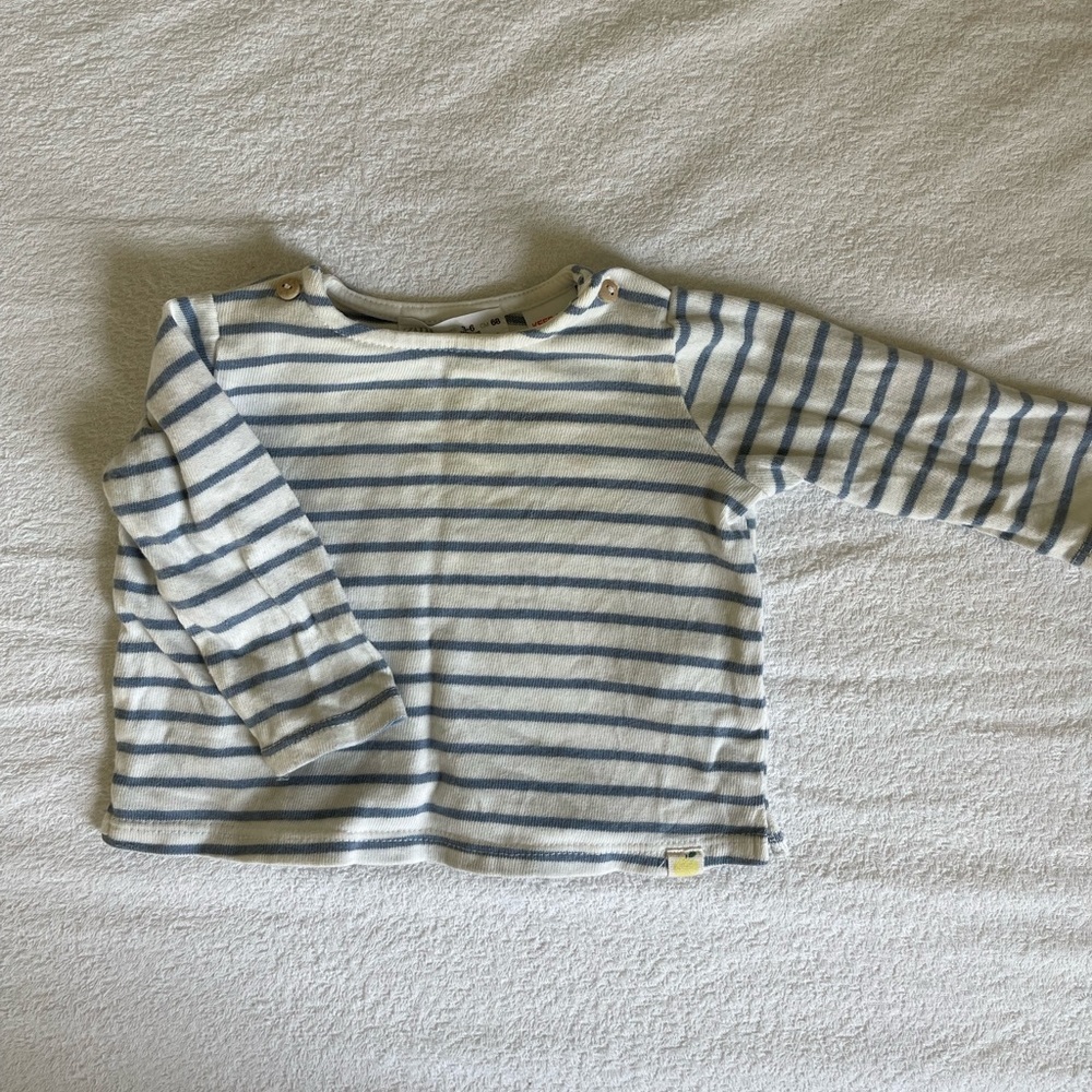 Zara 3-6month gender neutral long-sleeve tee